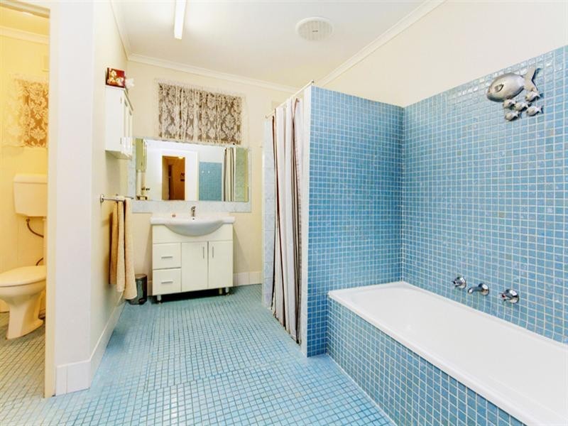 4 Parkin Street, Dry Creek SA 5094