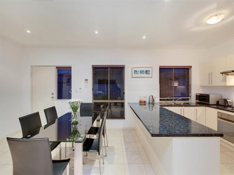 24B Richard Avenue, Mitchell Park SA 5043