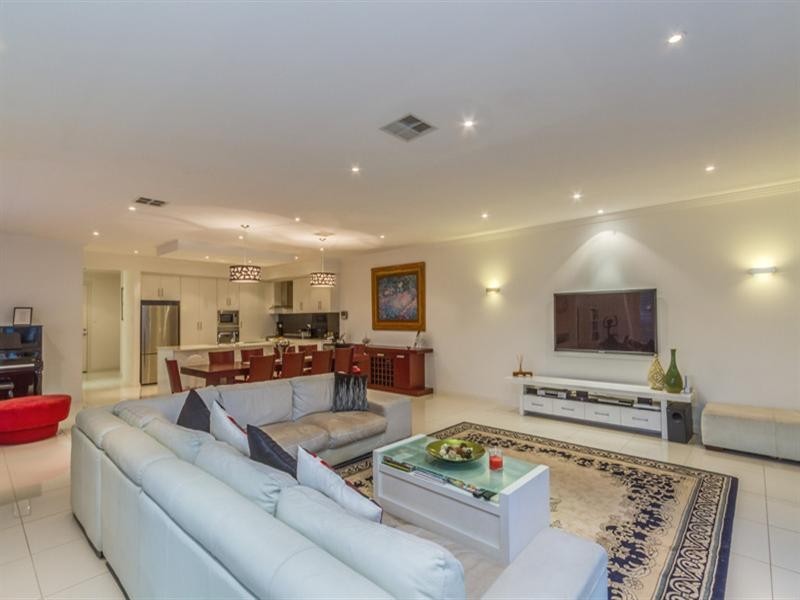 2 Chambers Street, Henley Beach SA 5022