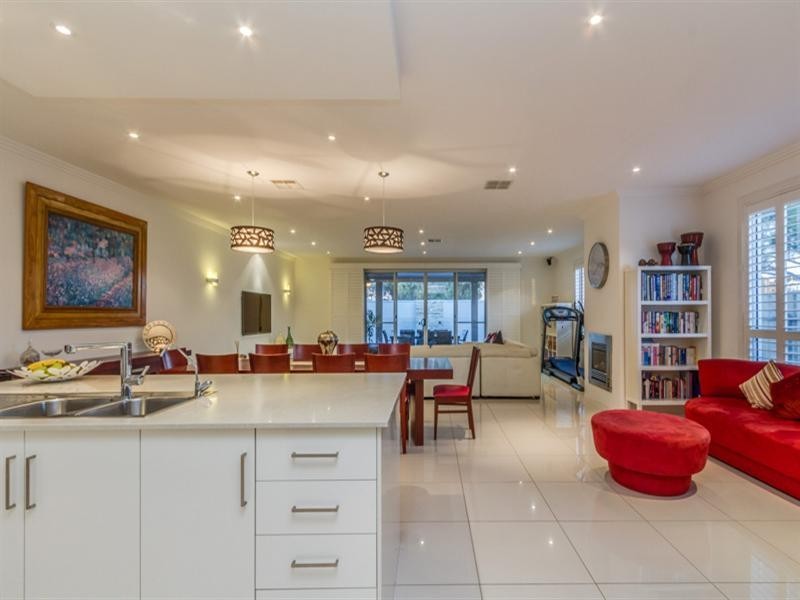 2 Chambers Street, Henley Beach SA 5022