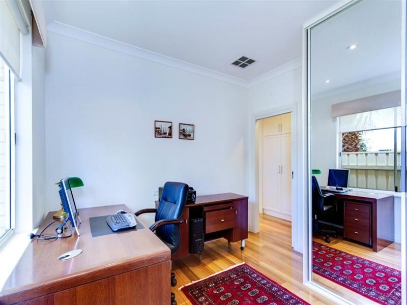12 Gunnawarra Avenue, Camden Park SA 5038