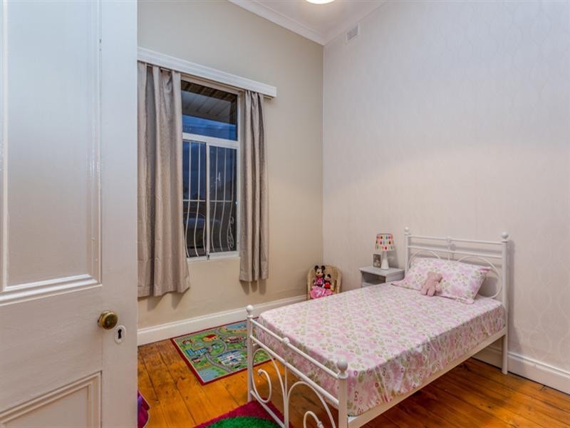 25 Darton Street, Birkenhead SA 5015