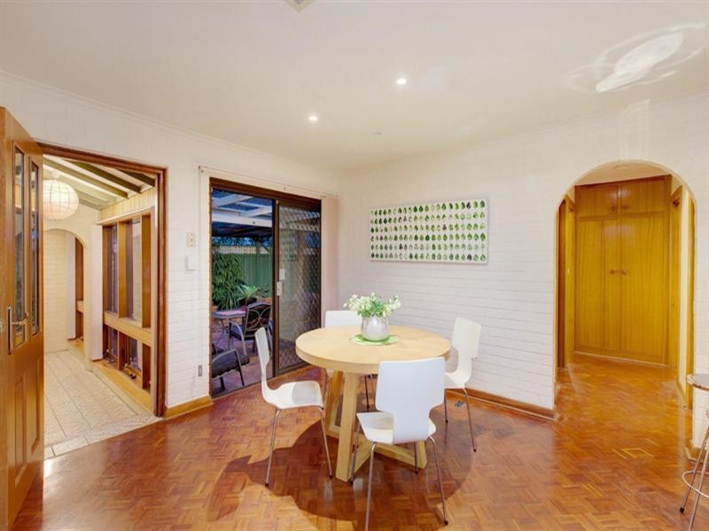 9 Stanley Avenue, Fulham Gardens SA 5024