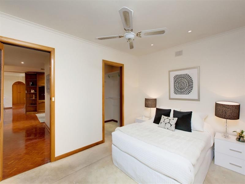 9 Stanley Avenue, Fulham Gardens SA 5024