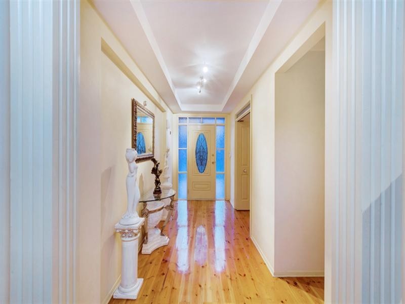 322 Tapleys Hill Road, Seaton SA 5023