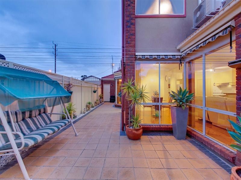 322 Tapleys Hill Road, Seaton SA 5023