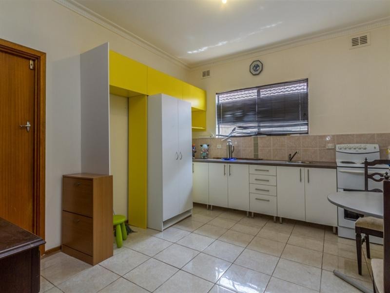 120 May Terrace, Ottoway SA 5013