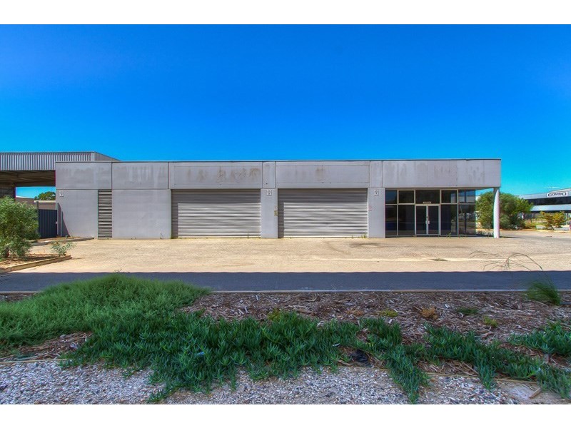 1 Senna Road, Wingfield SA 5013