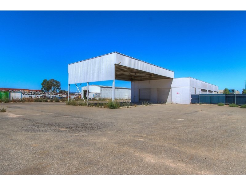 1 Senna Road, Wingfield SA 5013