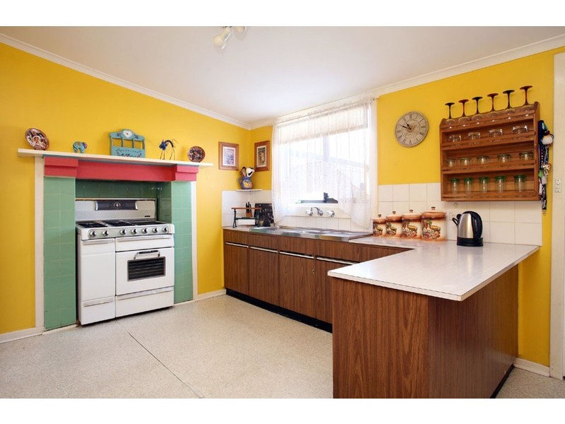 18 Ward Street, Pennington SA 5013