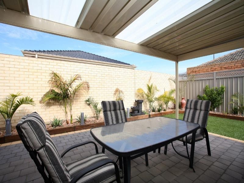 2A Buchan Street, Seaton SA 5023