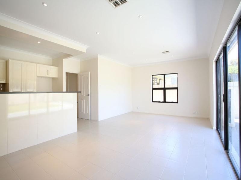 2a Heron Place, Seaton SA 5023