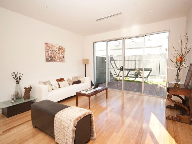 2A Lee Terrace, Rosewater SA 5013