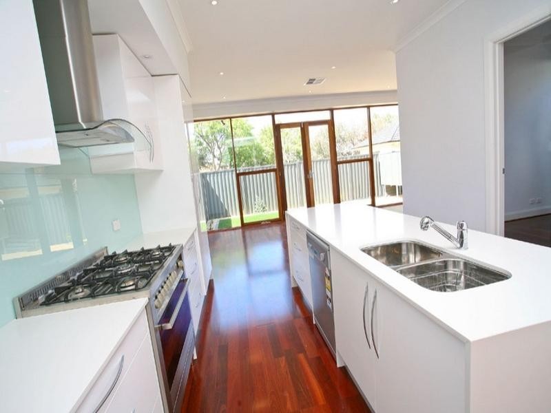 15 Devon Street, Mile End SA 5031