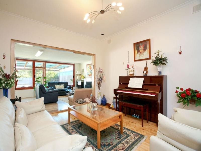 27 Knight Street, West Richmond SA 5033