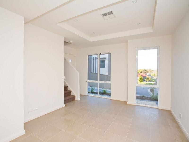 3/125 Military Road, Henley Beach South SA 5022