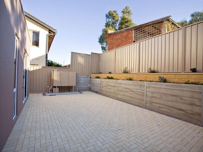 3/125 Military Road, Henley Beach South SA 5022