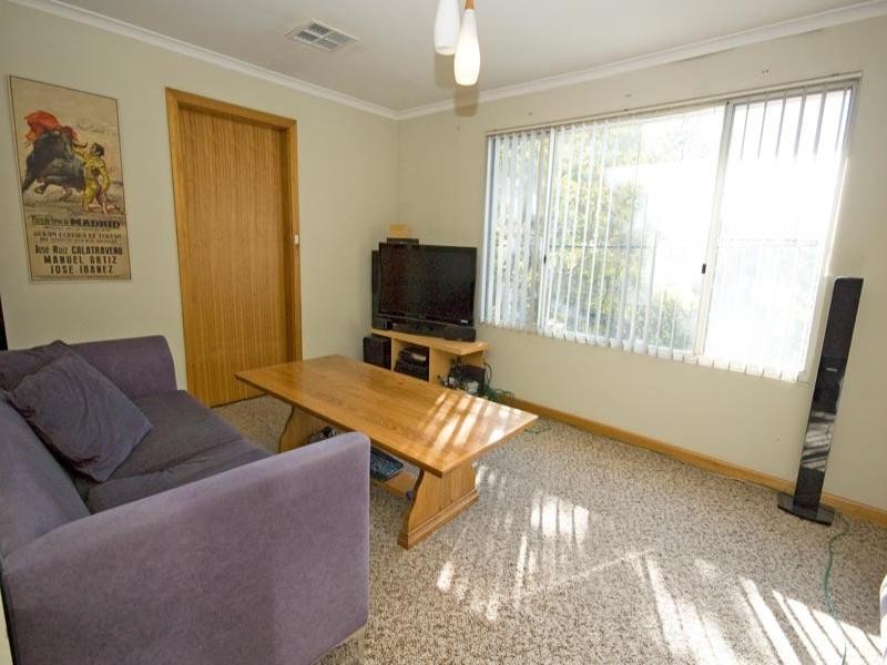 15 Troon Avenue, Seaton SA 5023