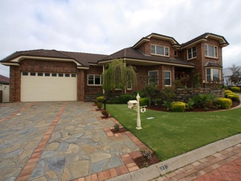 11 Tennyson Heights Court, Tennyson SA 5022