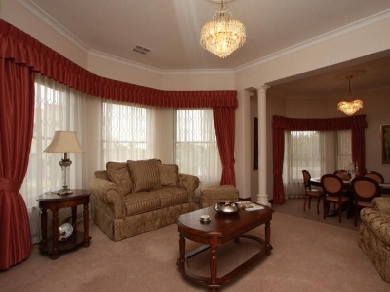 11 Tennyson Heights Court, Tennyson SA 5022