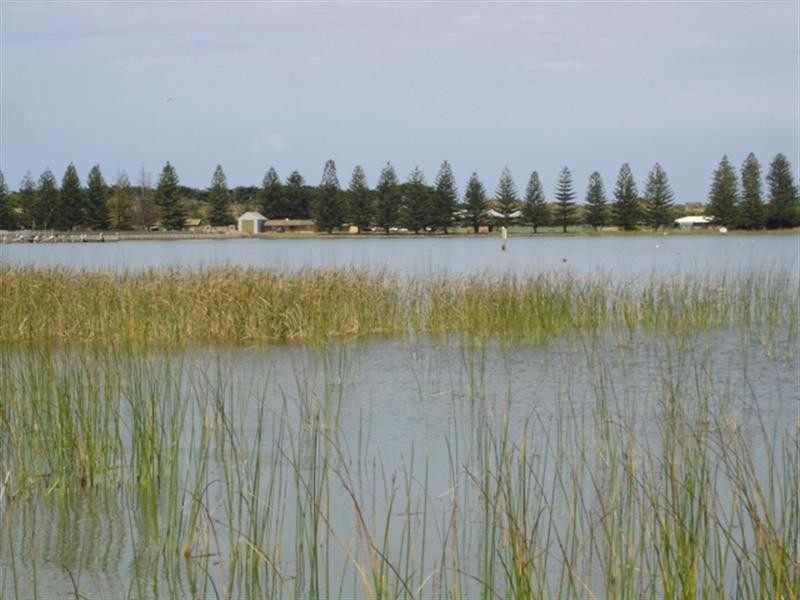 4 Excelsior Parade, Hindmarsh Island SA 5214