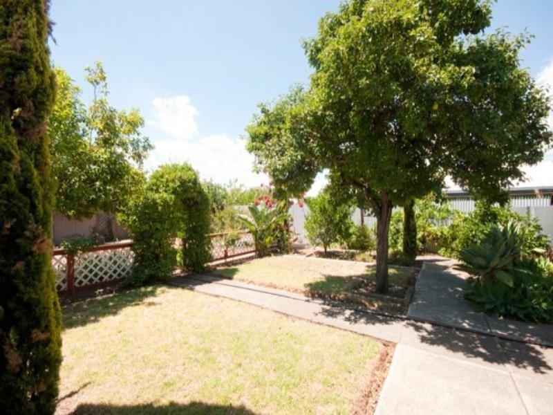 40 Second Avenue, Woodville Gardens SA 5012