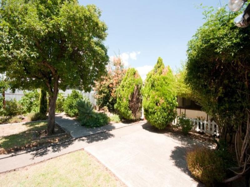 40 Second Avenue, Woodville Gardens SA 5012