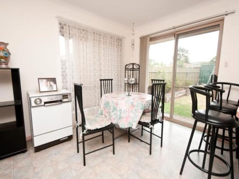 1/120 McIntyre Road (enter off service road), Gulfview Heights SA 5096