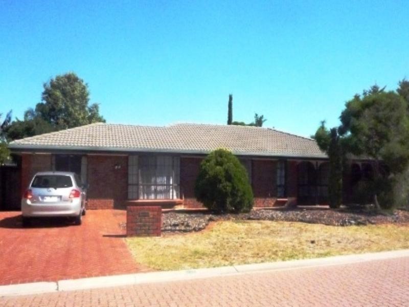 17 Bartlett Drive, Novar Gardens SA 5040