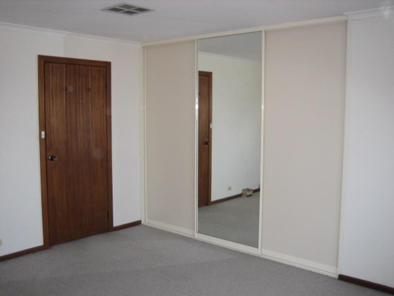 17 Bartlett Drive, Novar Gardens SA 5040