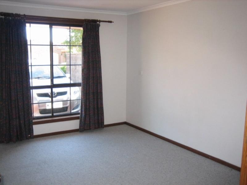 17 Bartlett Drive, Novar Gardens SA 5040