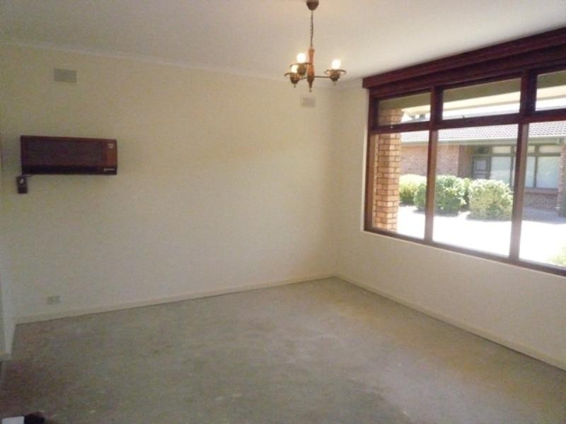 2/161 Frederick Road, Seaton SA 5023