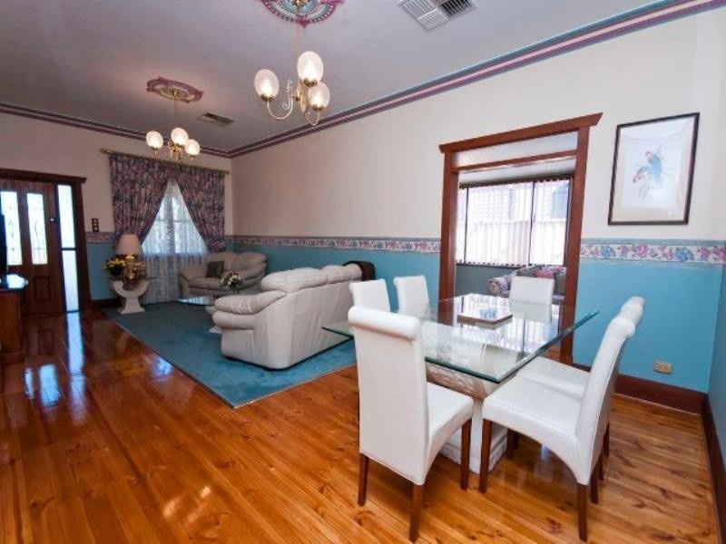 15 Roslyn Street, Largs Bay SA 5016