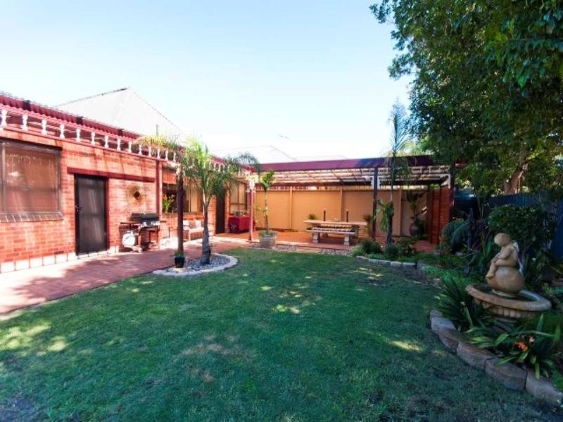 15 Roslyn Street, Largs Bay SA 5016