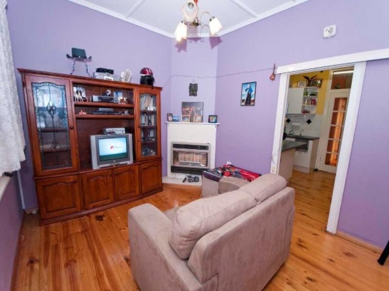 7 Tulloch Avenue, Pennington SA 5013
