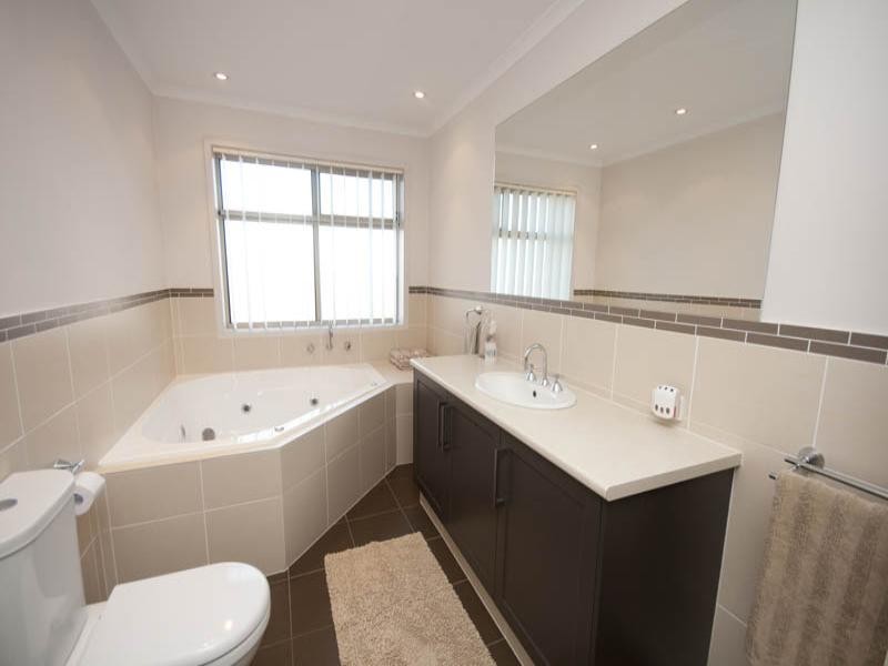 14 Edithburgh Avenue, Seaford Rise SA 5169