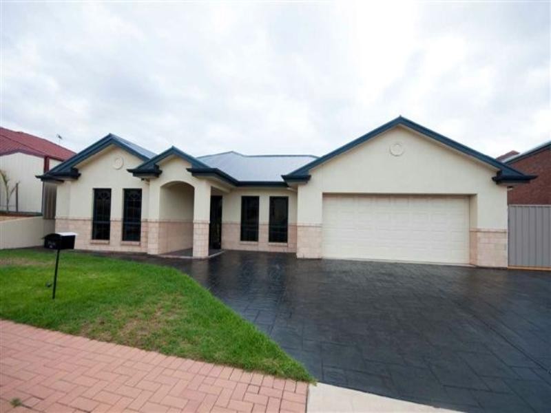 107 Grand Boulevard, Seaford Rise SA 5169