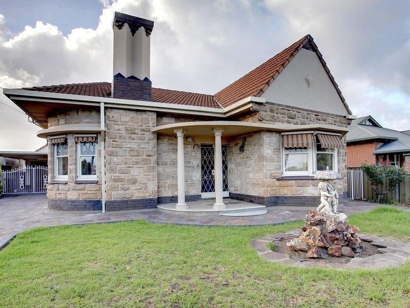 1 Holbrooks Road, Flinders Park SA 5025