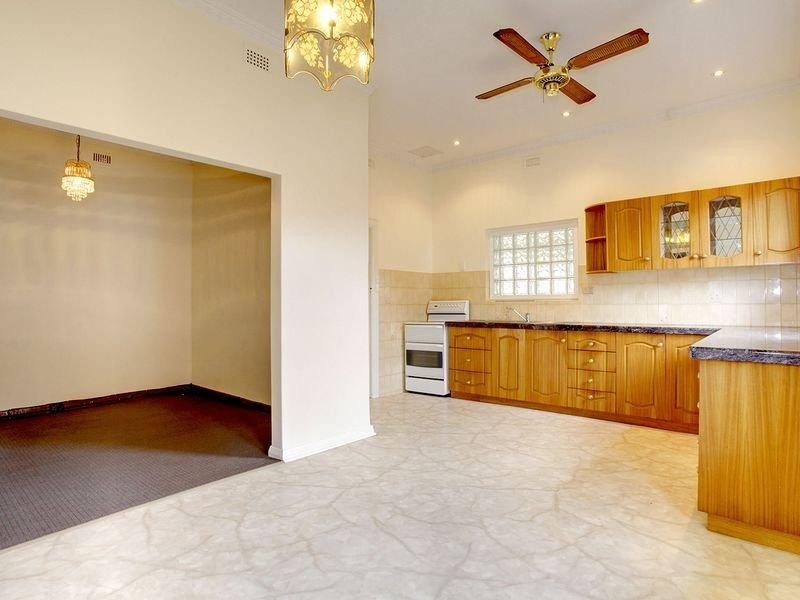 1 Holbrooks Road, Flinders Park SA 5025