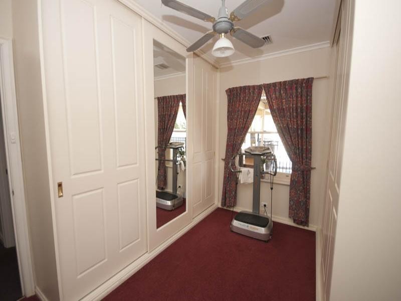 4 Taynton Terrace, Morphett Vale SA 5162