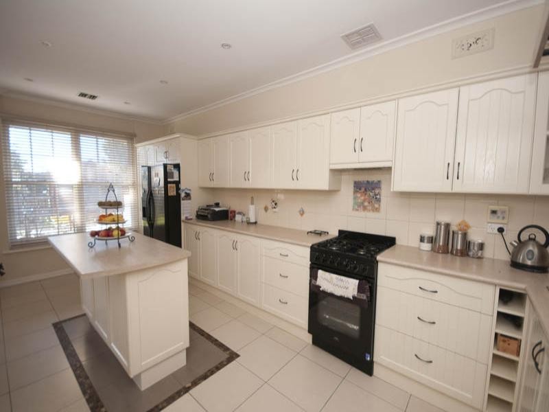 4 Taynton Terrace, Morphett Vale SA 5162
