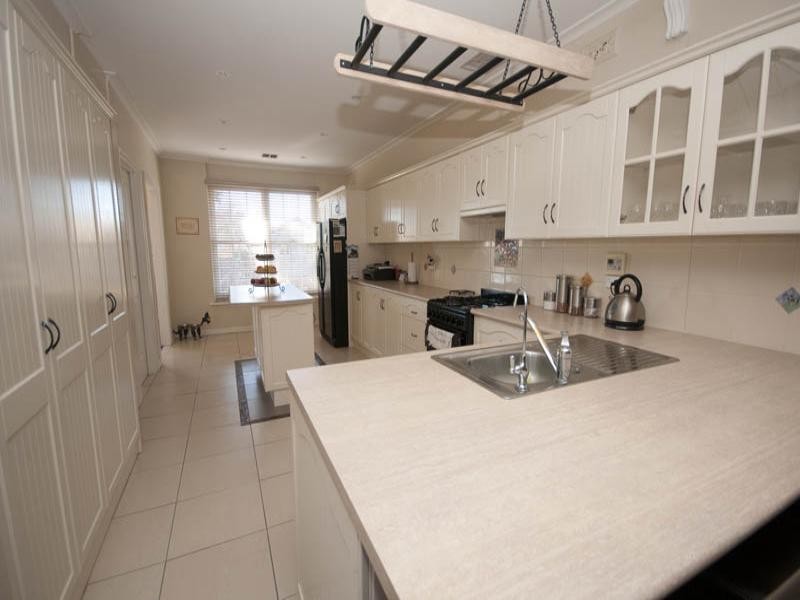 4 Taynton Terrace, Morphett Vale SA 5162