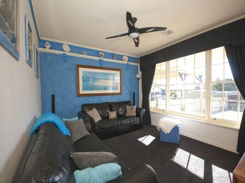 4 Taynton Terrace, Morphett Vale SA 5162