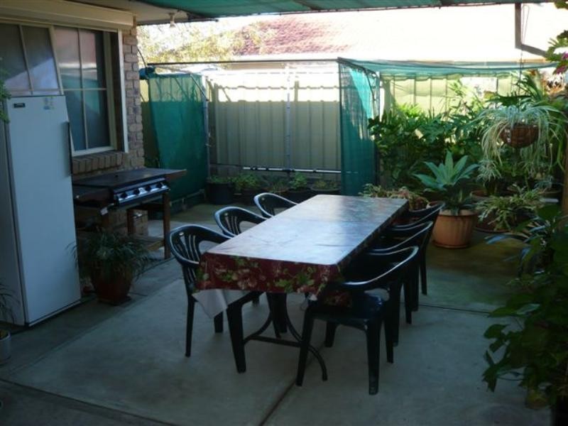 1/3 Hazel Terrace, Henley Beach South SA 5022