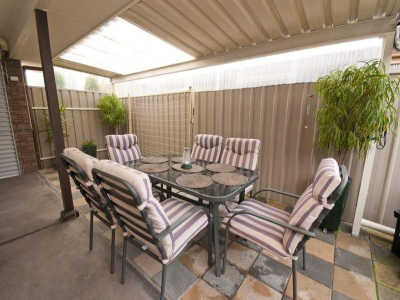 49 Riddoch Crescent, Woodcroft SA 5162