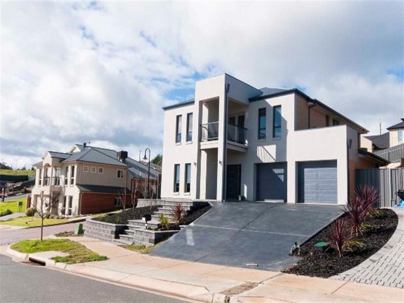 24 Evergreen Parade, Flagstaff Hill SA 5159