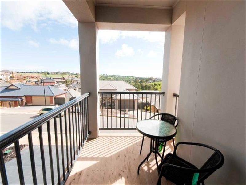 24 Evergreen Parade, Flagstaff Hill SA 5159