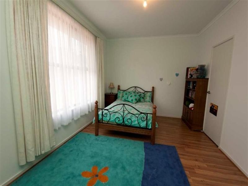 24 Evergreen Parade, Flagstaff Hill SA 5159