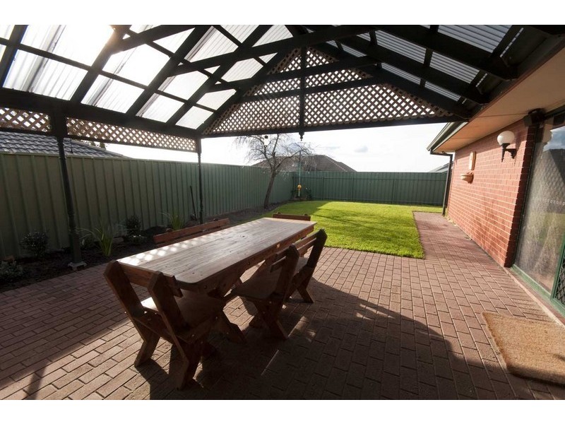 39 Greenfield Rise, Aberfoyle Park SA 5159