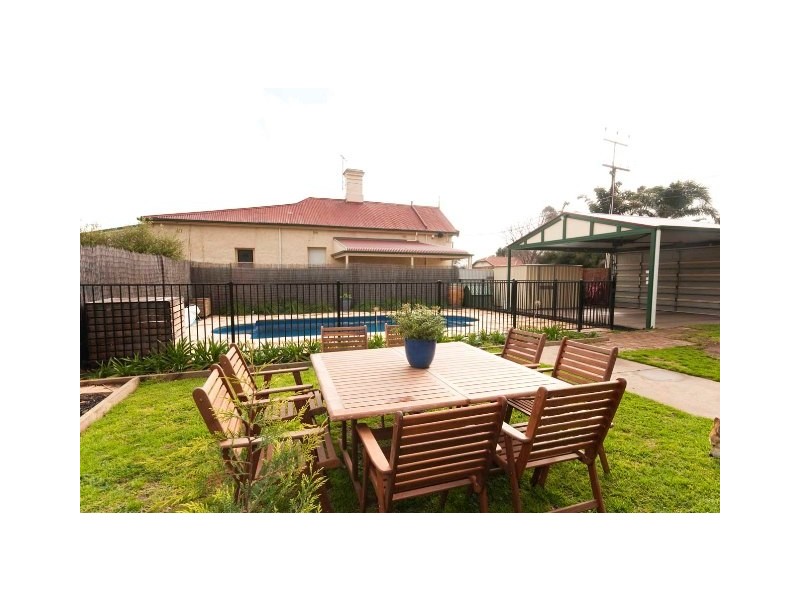 18 Ebor Avenue, Mile End SA 5031